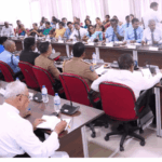 நாடாளுமன்றத்  தேர்தலைக் கண்காணிப்பதற்காக 08 நாடுகளின் கண்காணிப்பாளர்களுக்கு அழைப்பு விடுக்கப்பட்டுள்ளதாக தேர்தல்கள் ஆணைக்குழு தெரிவித்துள்ளது.