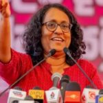 குடிமக்கள் கொண்டாட்டம் டாஸ்மாக் கடை திறப்பதற்கு முன்பே விற்பனை ஆரம்பம்